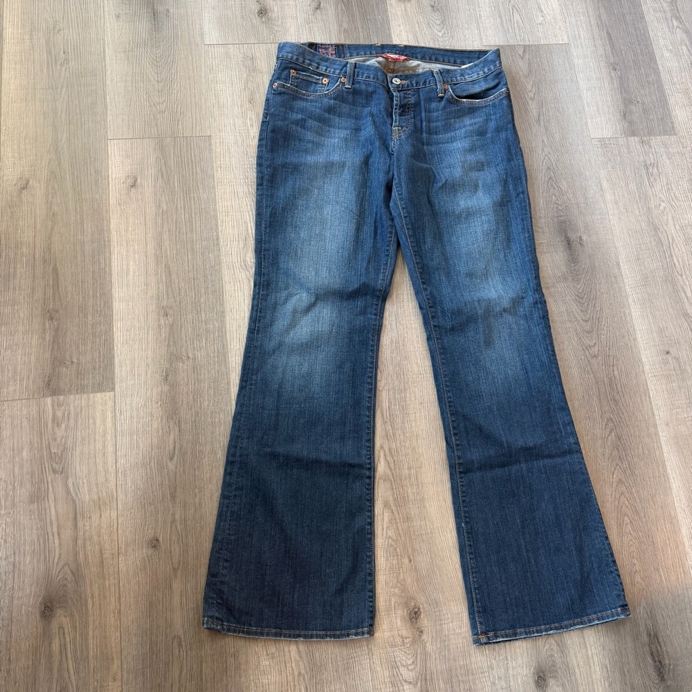 Lucky Brand Women’s Blue Boot Cut Jeans Long Inseam size 16